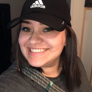 Meet your Posher, Lauren